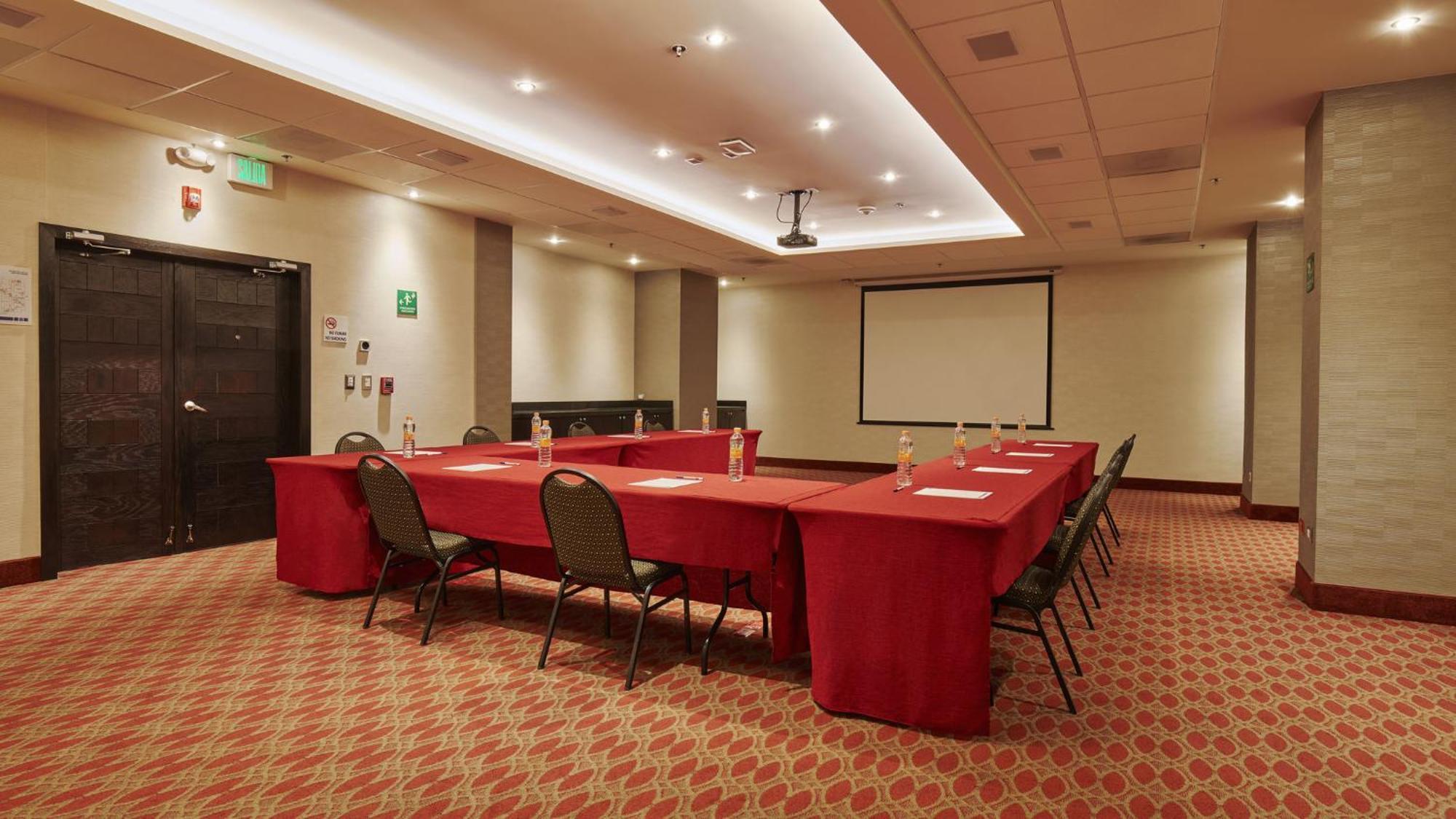 Holiday Inn Express & Suites Chihuahua Juventud By Ihg Zewnętrze zdjęcie