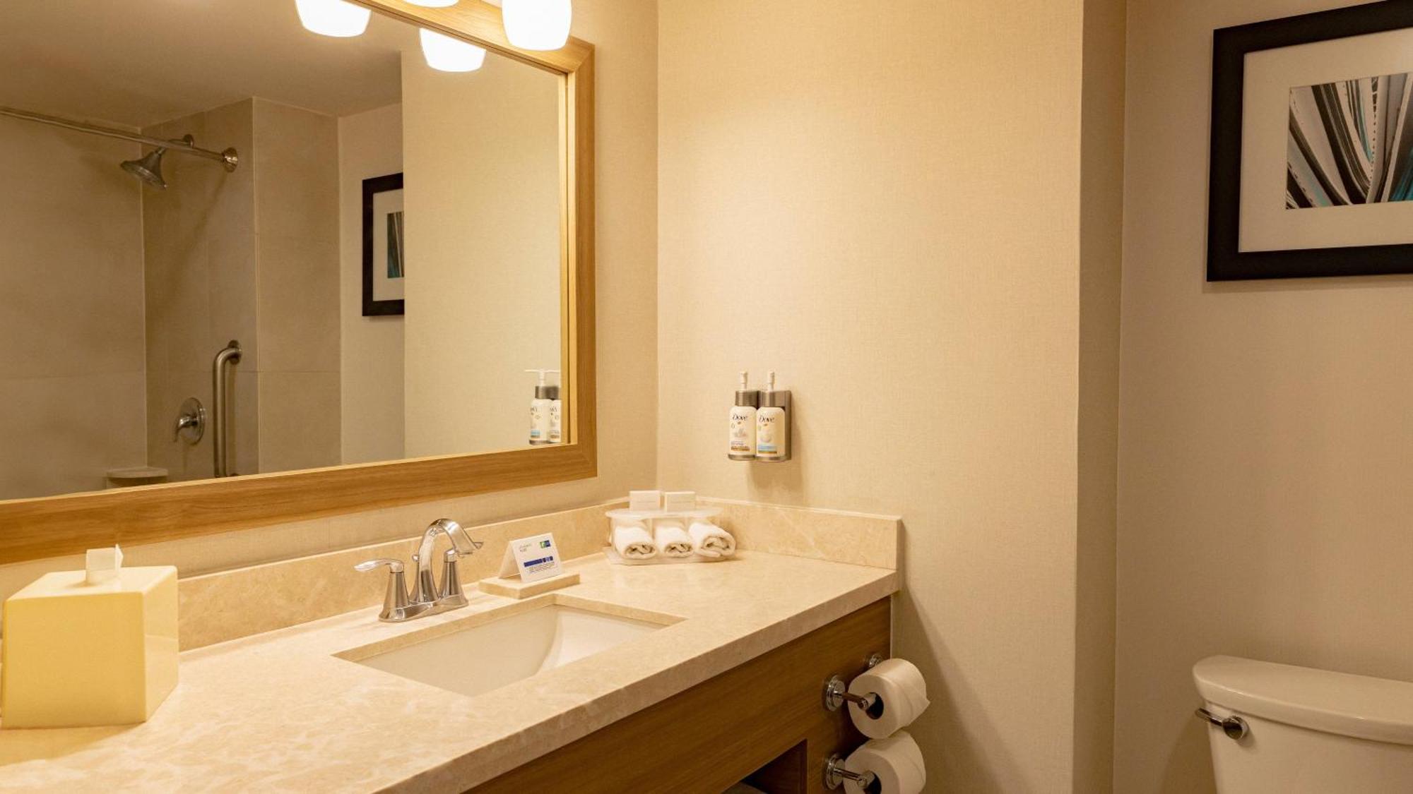 Holiday Inn Express & Suites Chihuahua Juventud By Ihg Zewnętrze zdjęcie