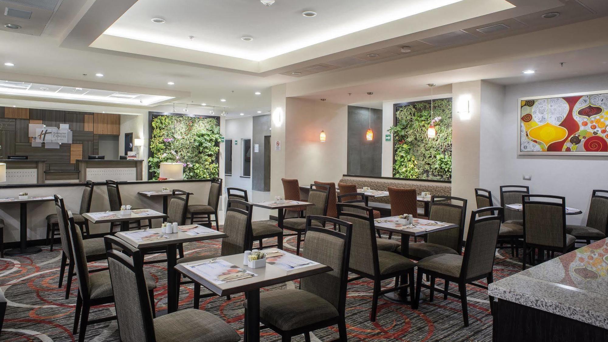 Holiday Inn Express & Suites Chihuahua Juventud By Ihg Zewnętrze zdjęcie